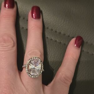 Elegant Silver and Crystal Women's Ring